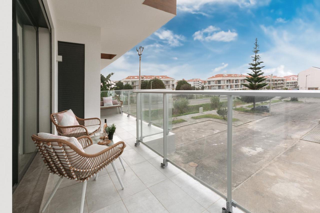 Consolacao Wave Beach House Atouguia Da Baleia Exterior photo